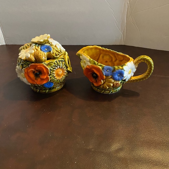 Vintage cream & sugar set - Picture 1 of 16